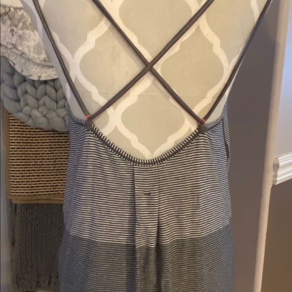 Lululemon strappy tank - Picture 4 of 4